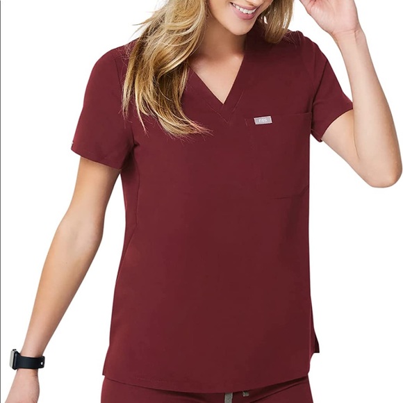 Figs Tops - Figs Caterina One Pocket Scrub Top in Burgundy
